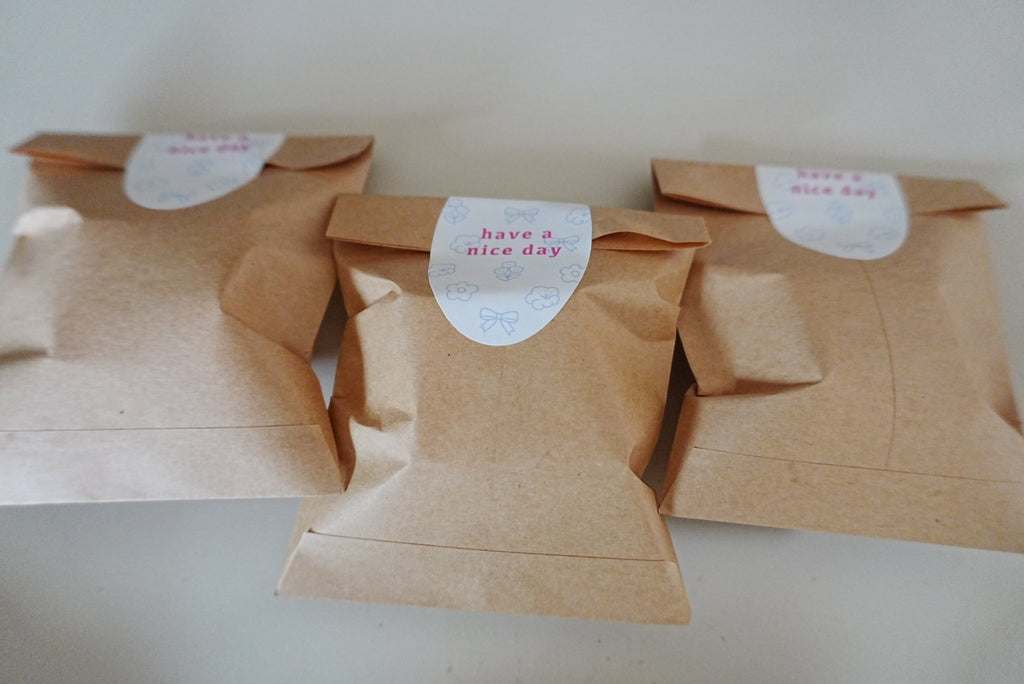 Zhé Zhō 折衷手作 | 法式慢生活｜普羅旺斯 Petite 手工花草蠟燭 | 融蠟燈蠟塊 | 手工訂製 客製化香味